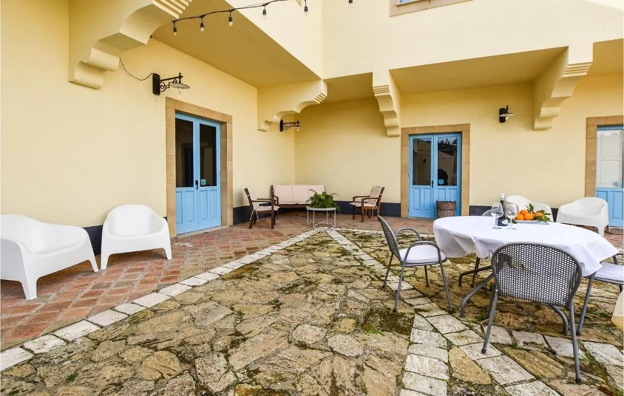 Awesome Home In Caltagirone With Kitchen Casa Franco