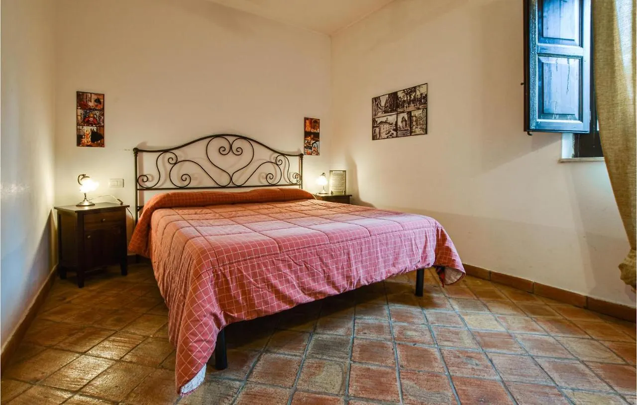 Awesome Home In Caltagirone With Kitchen Casa Franco